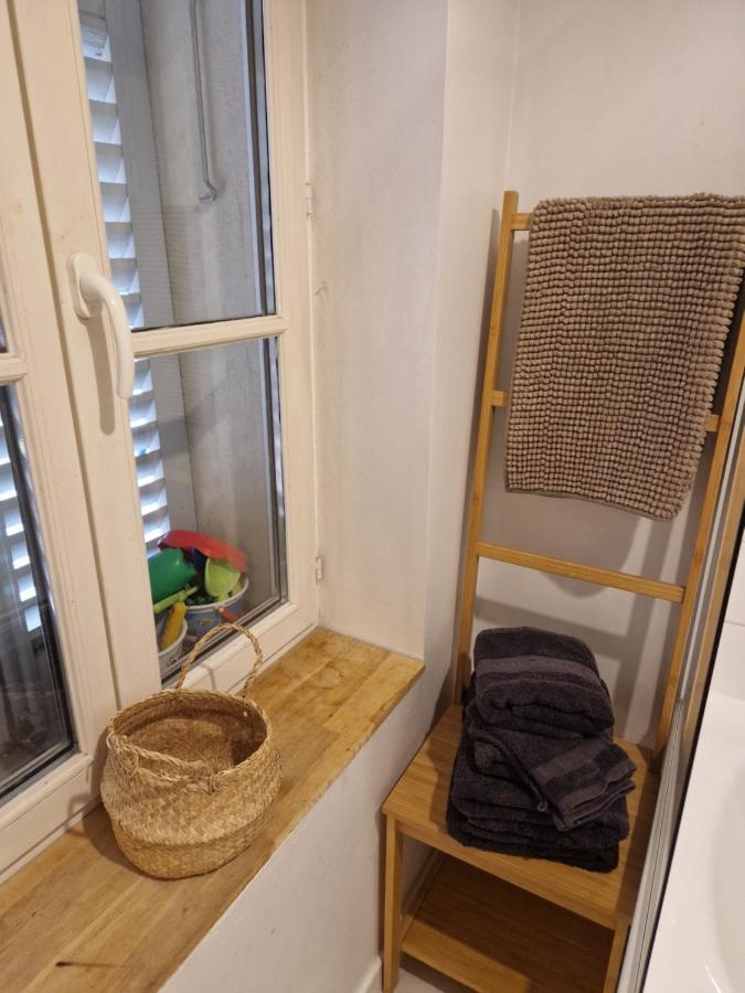 马赛2 Pieces Dans Le Centre Avec Petite Terrasse 3***公寓 外观 照片