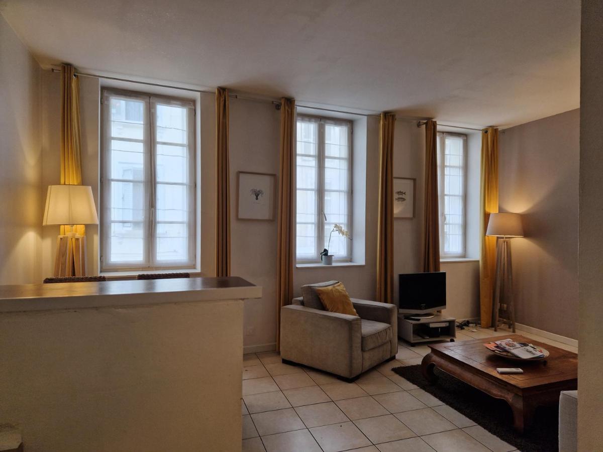 马赛2 Pieces Dans Le Centre Avec Petite Terrasse 3***公寓 外观 照片
