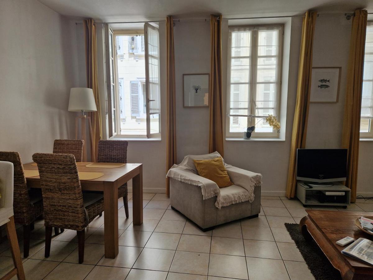 马赛2 Pieces Dans Le Centre Avec Petite Terrasse 3***公寓 外观 照片